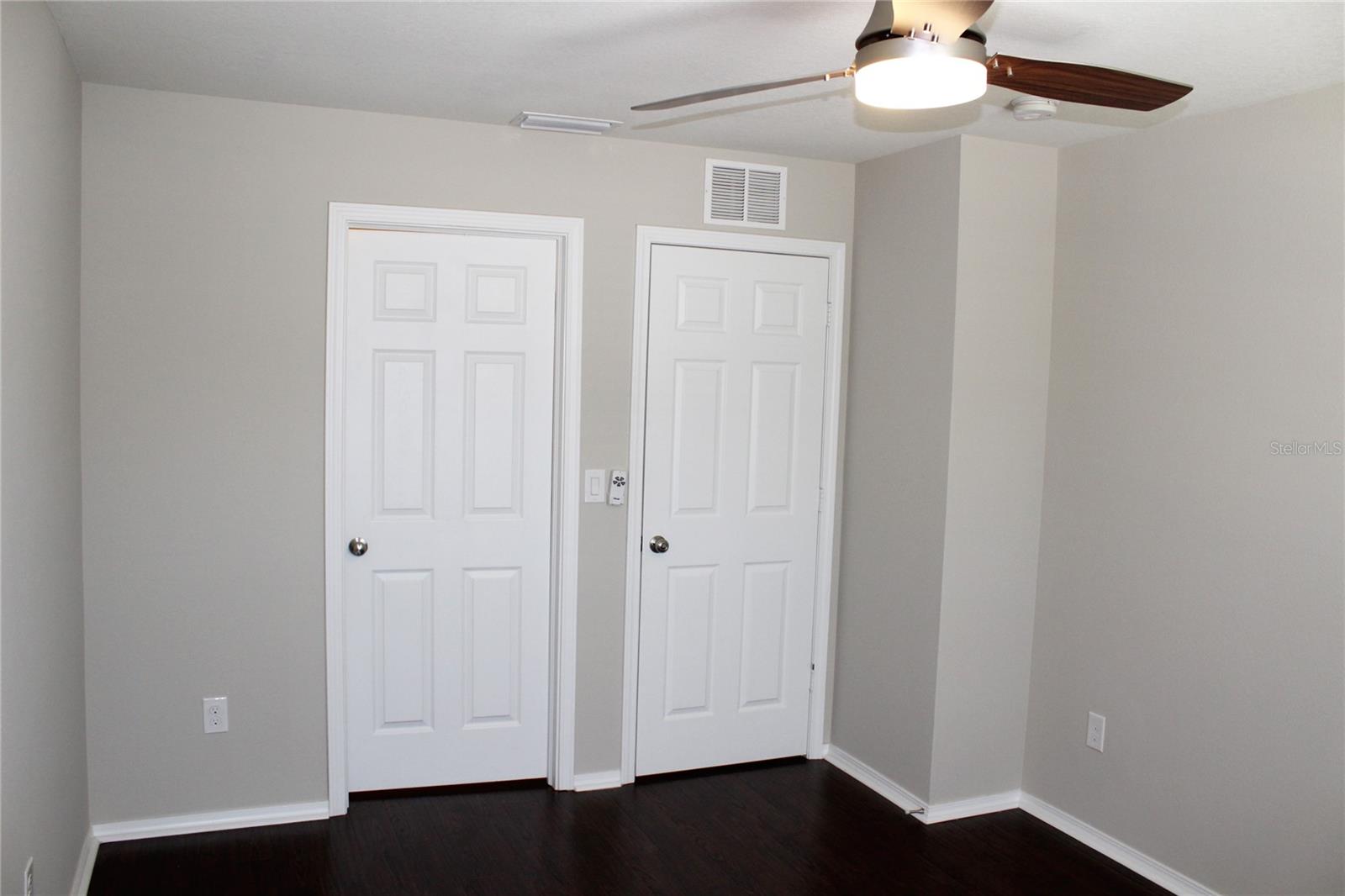 Image 18 of 27 For 4906 White Sanderling Court