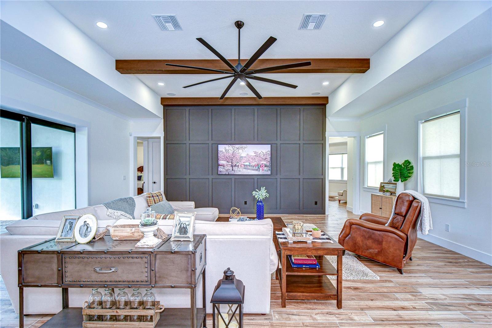 Image 10 of 50 For 111 Alafia Estates Lane