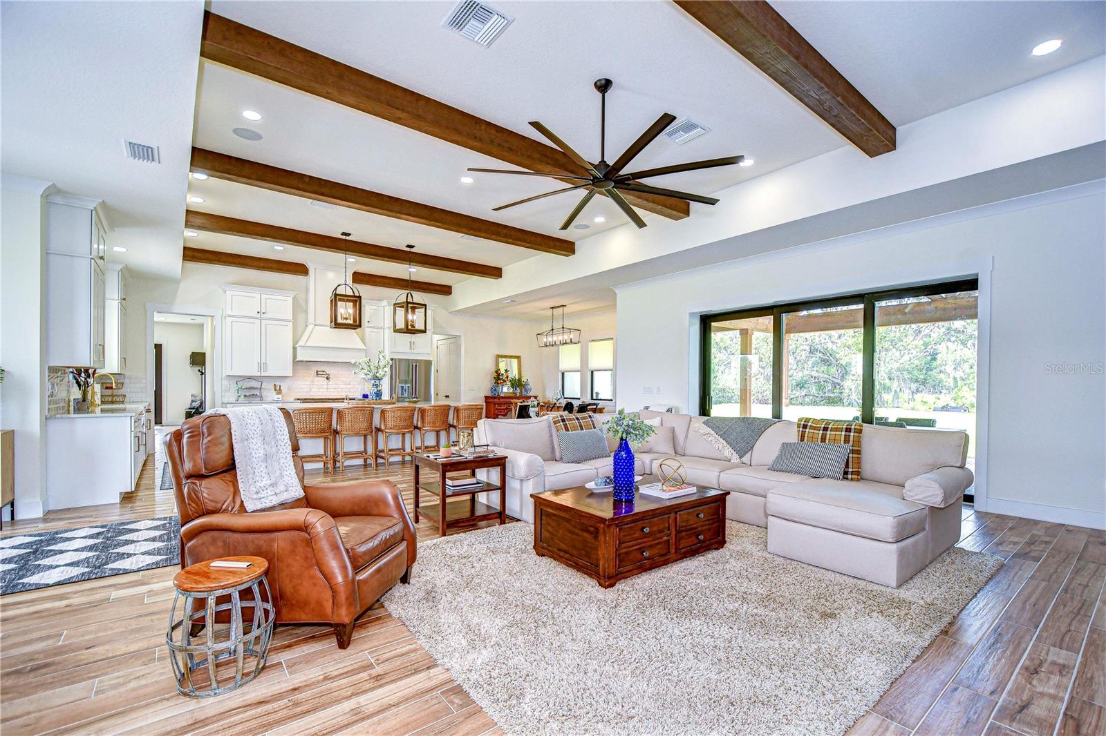 Image 11 of 50 For 111 Alafia Estates Lane