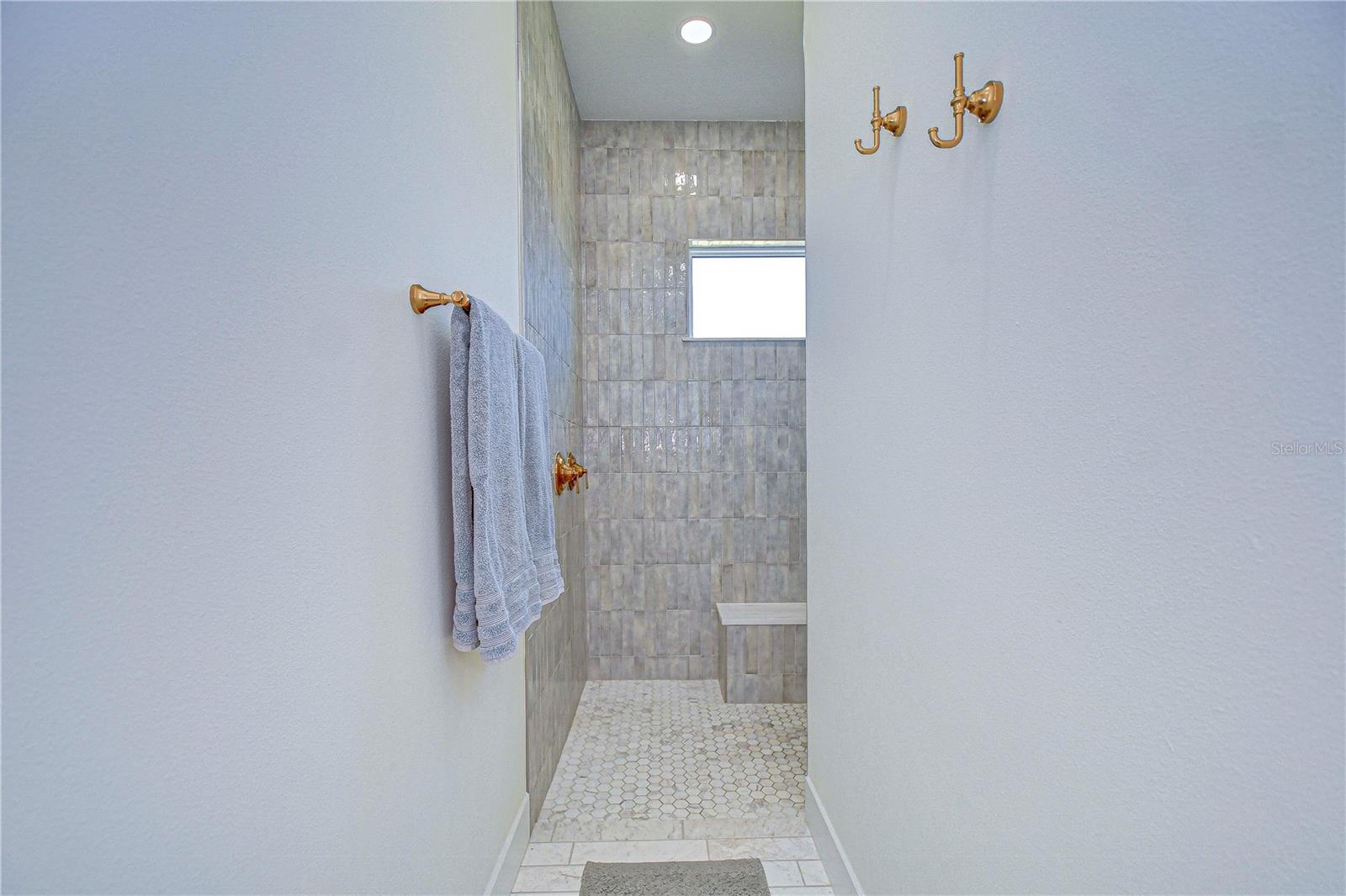 Image 25 of 50 For 111 Alafia Estates Lane