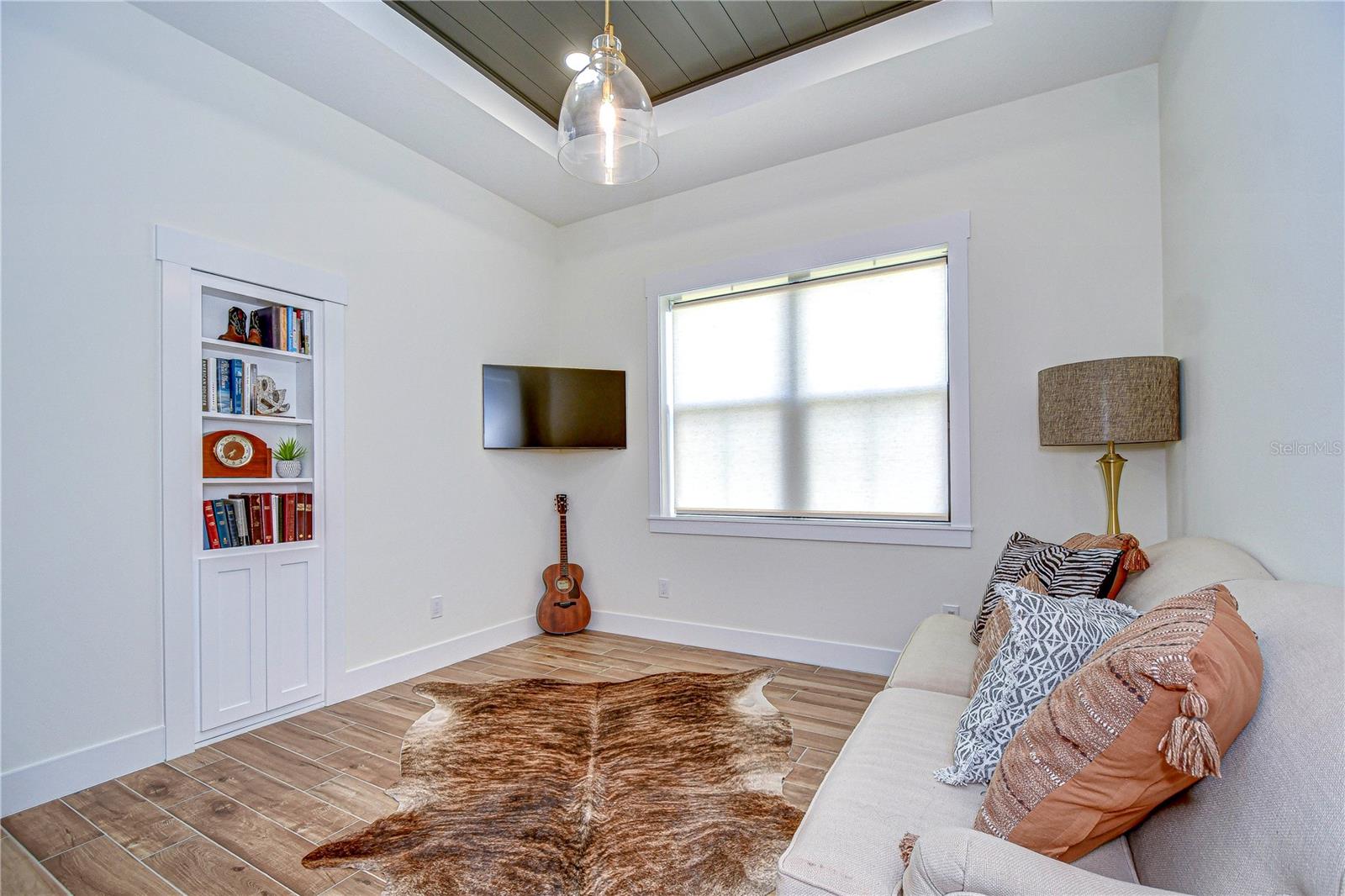 Image 32 of 50 For 111 Alafia Estates Lane