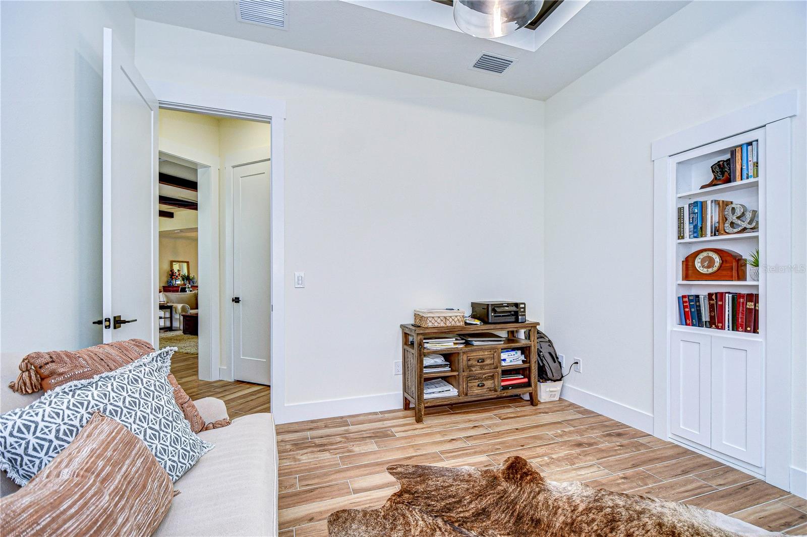 Image 33 of 50 For 111 Alafia Estates Lane