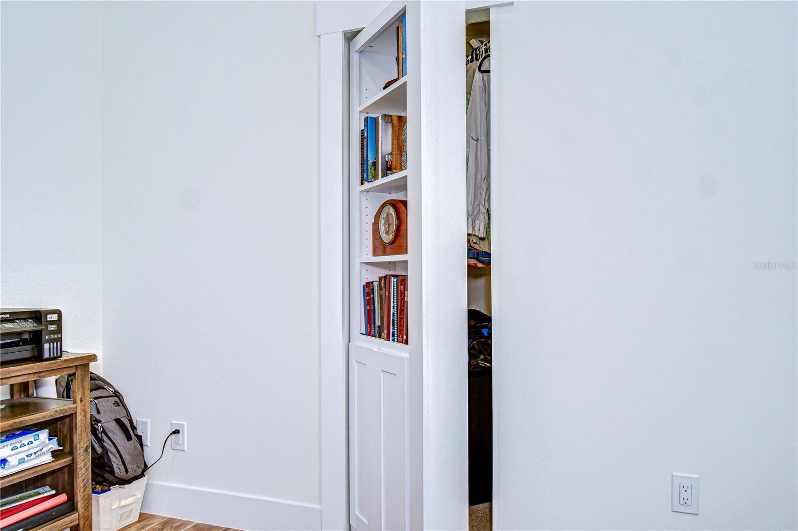 Image 34 of 50 For 111 Alafia Estates Lane