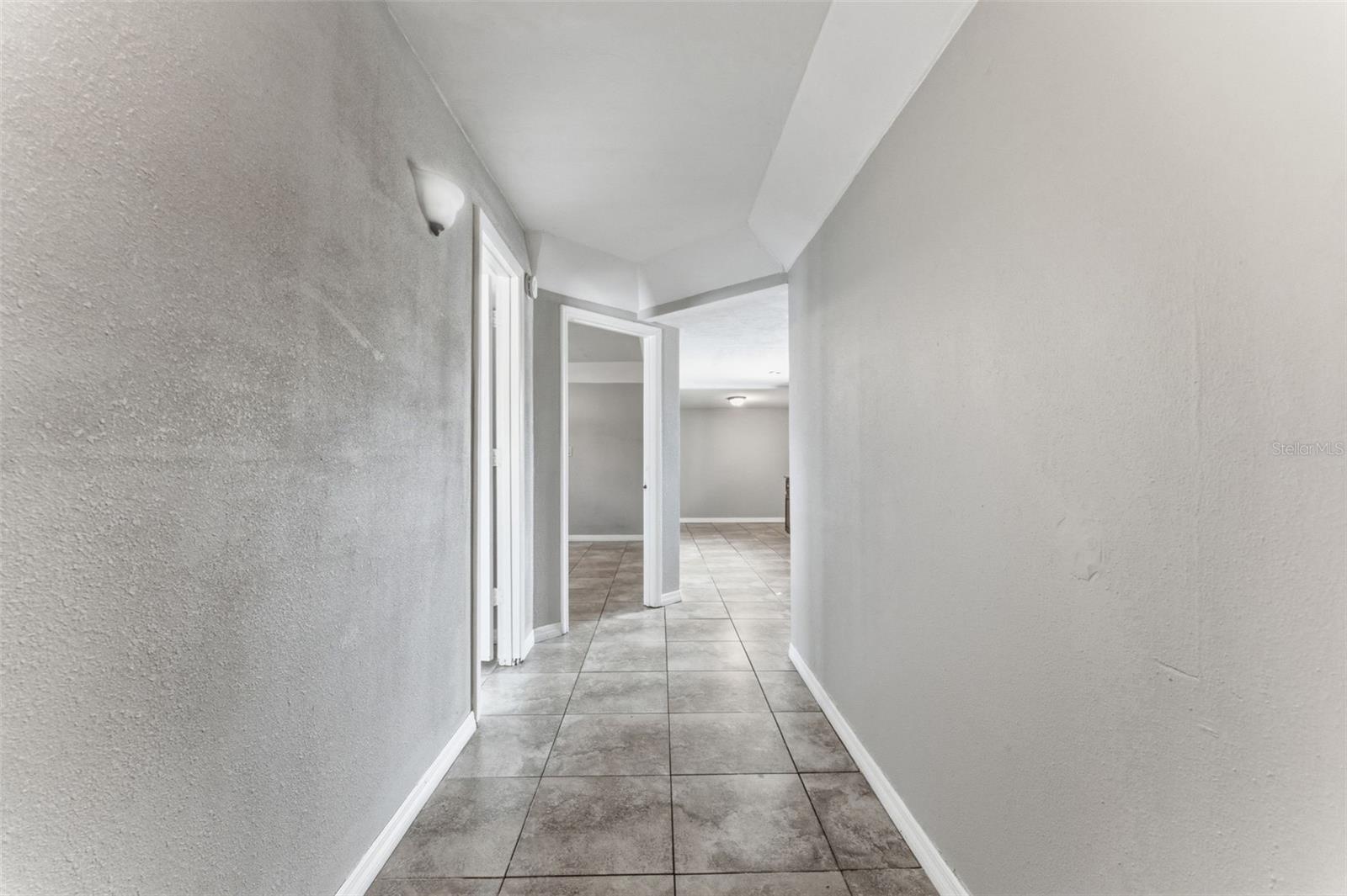 Image 20 of 45 For 2526 Cordelia Street