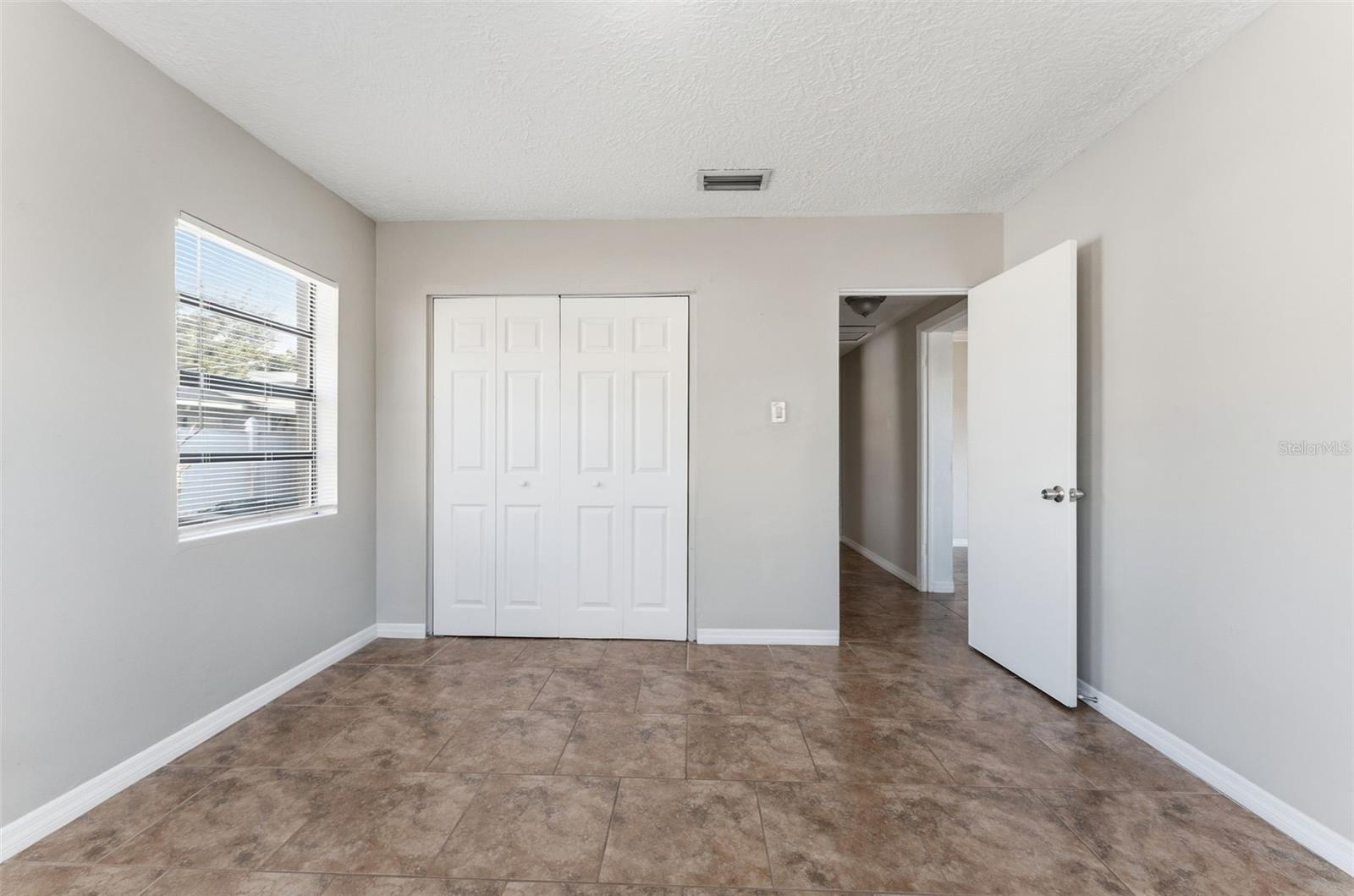 Image 22 of 45 For 2526 Cordelia Street