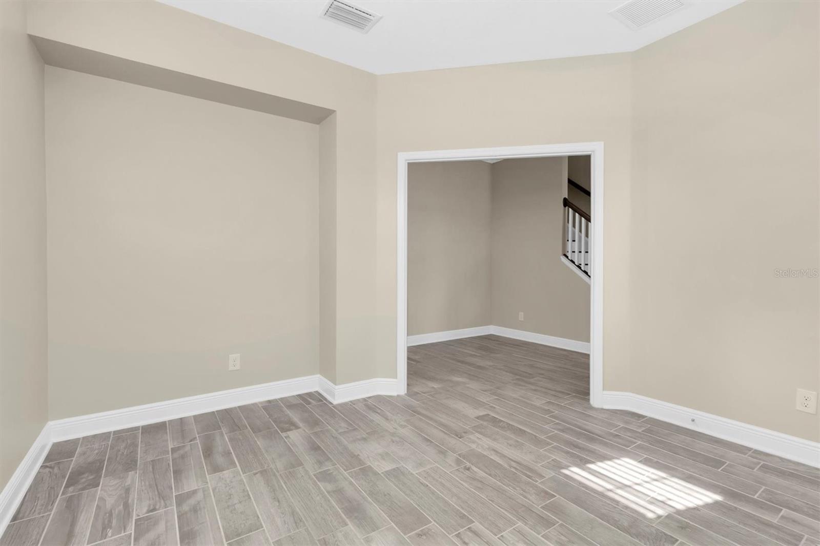 Image 16 of 74 For 12580 Rangeland Boulevard