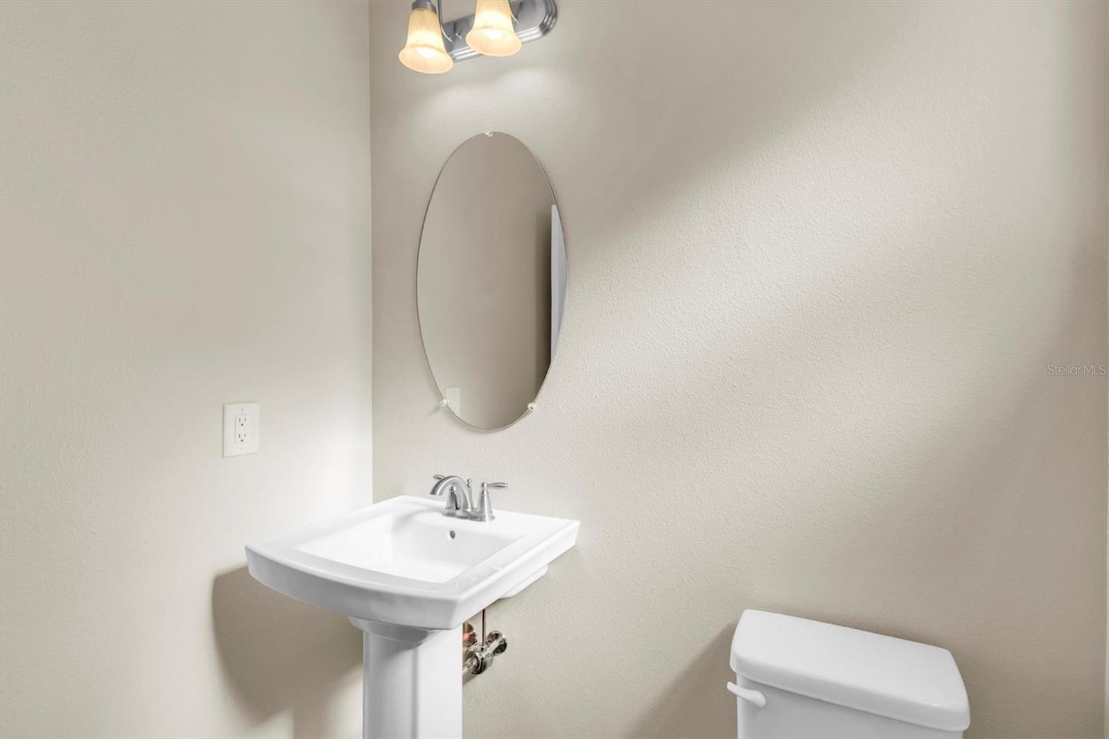 Image 17 of 74 For 12580 Rangeland Boulevard