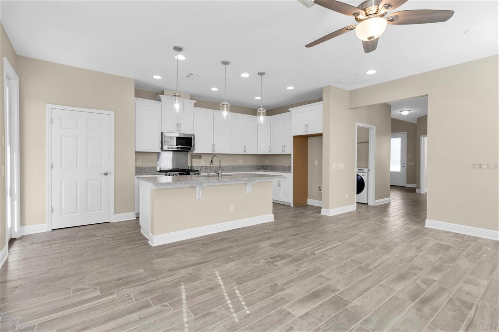 Image 9 of 74 For 12580 Rangeland Boulevard