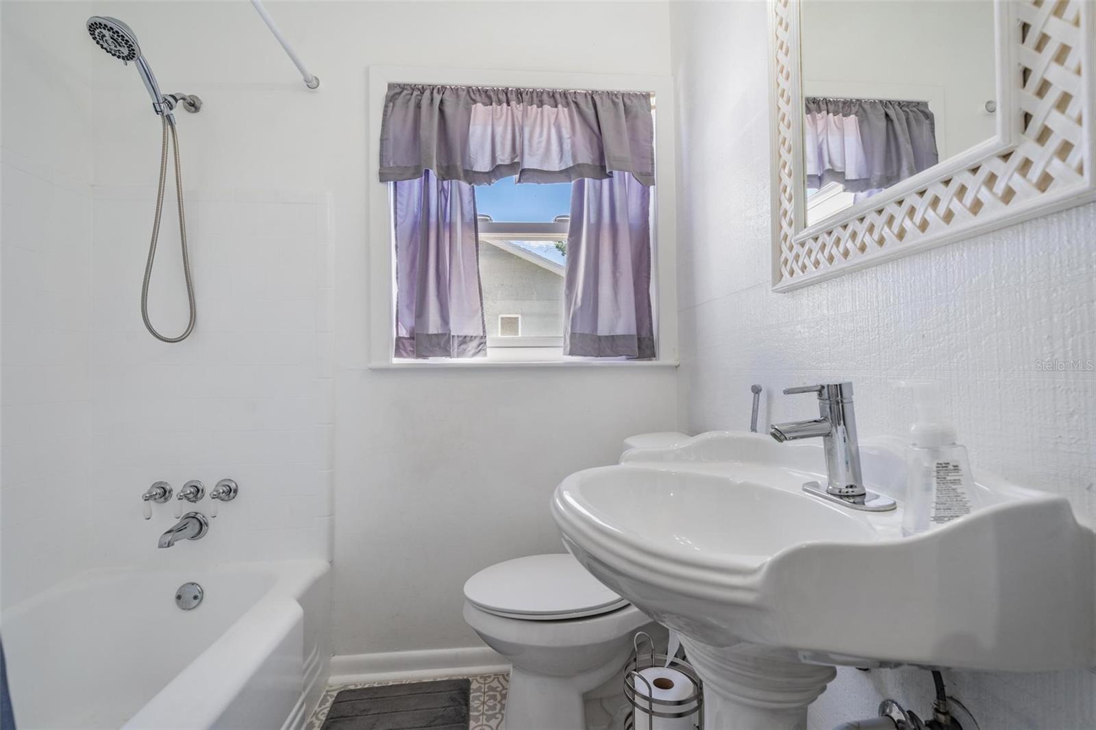 Image 23 of 33 For 7307 Highland Avenue