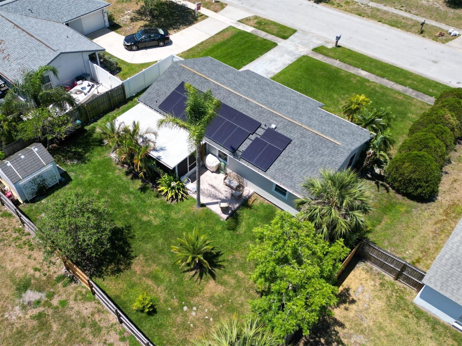 Listing photo id 1 for 1011 Coldstream Court