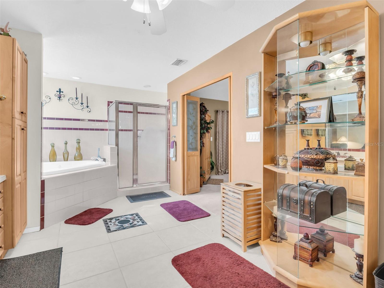 Listing photo id 22 for 3061 Alt 19  