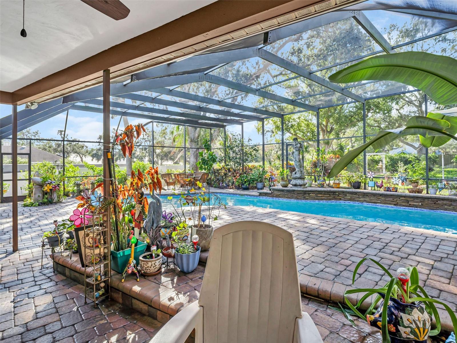 Listing photo id 77 for 3061 Alt 19  