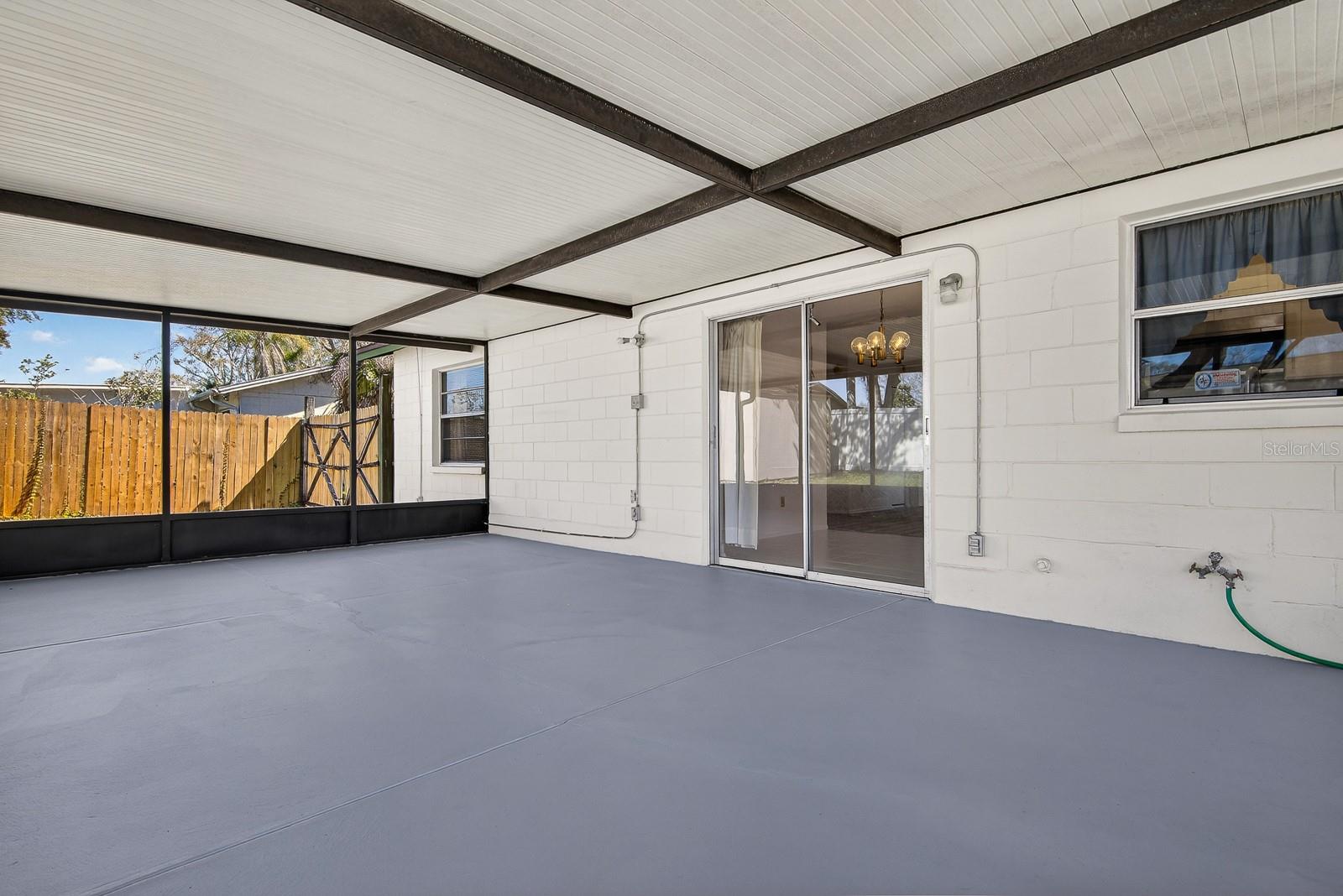 Listing photo id 36 for 13816 Pathfinder Drive