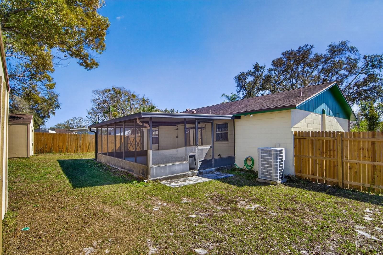 Listing photo id 43 for 13816 Pathfinder Drive