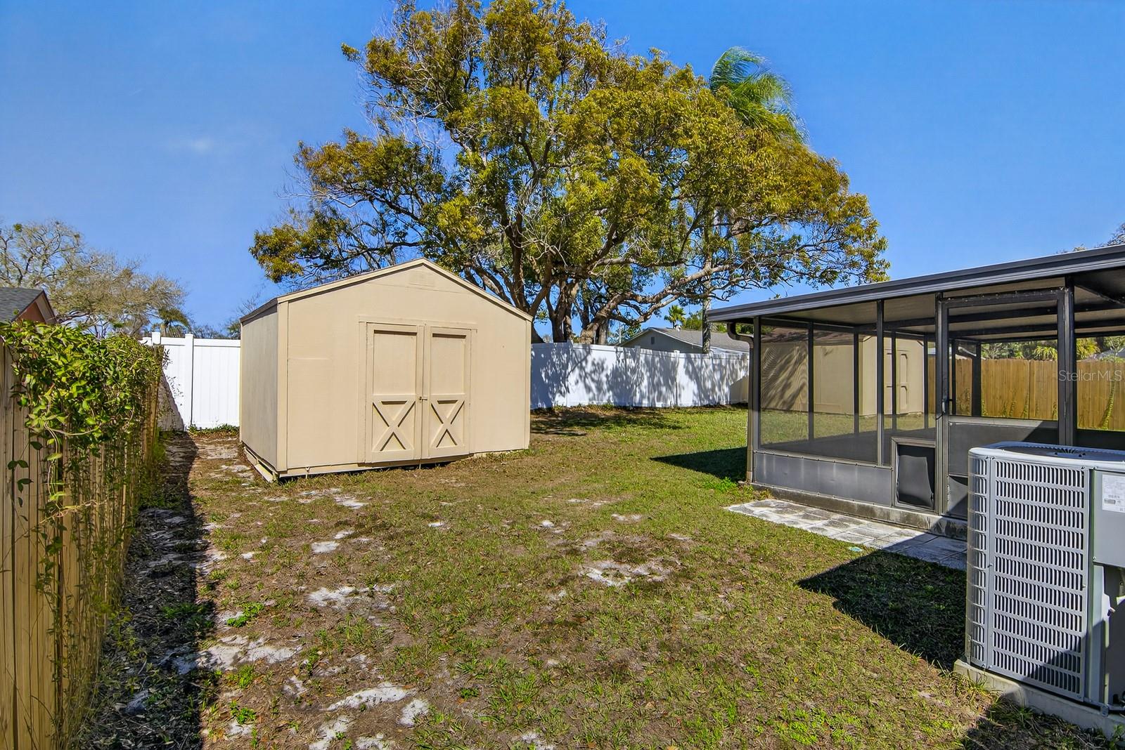 Listing photo id 45 for 13816 Pathfinder Drive