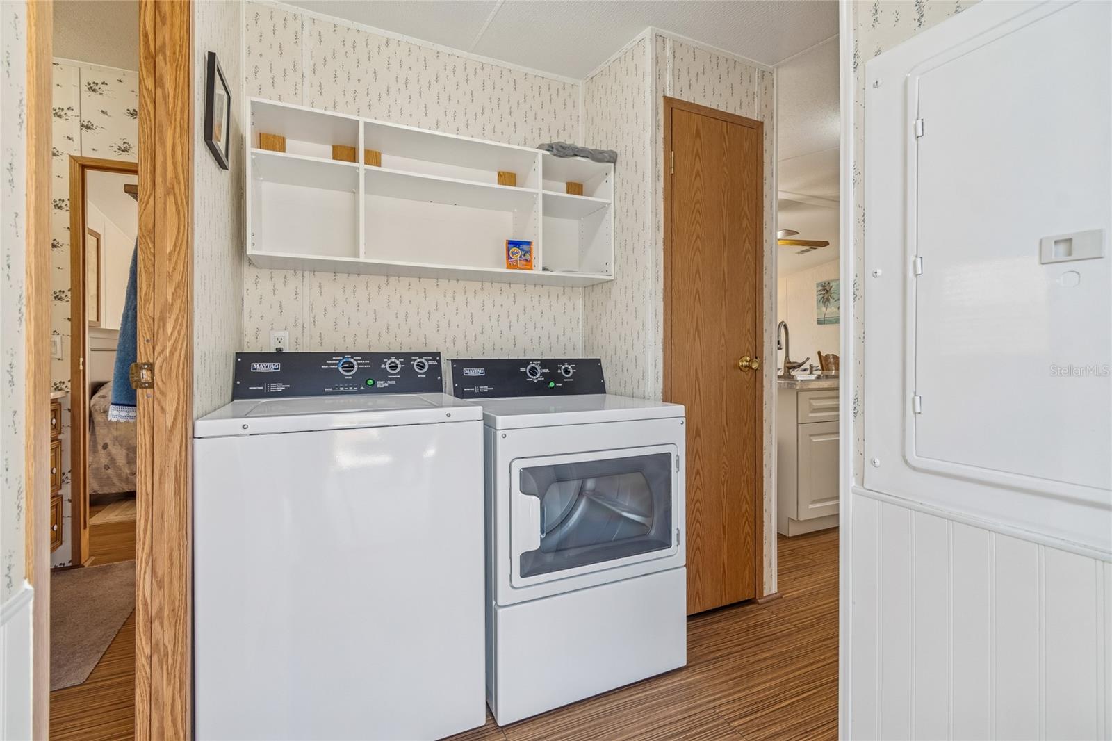 Image 10 of 27 For 10654 Holgate Street