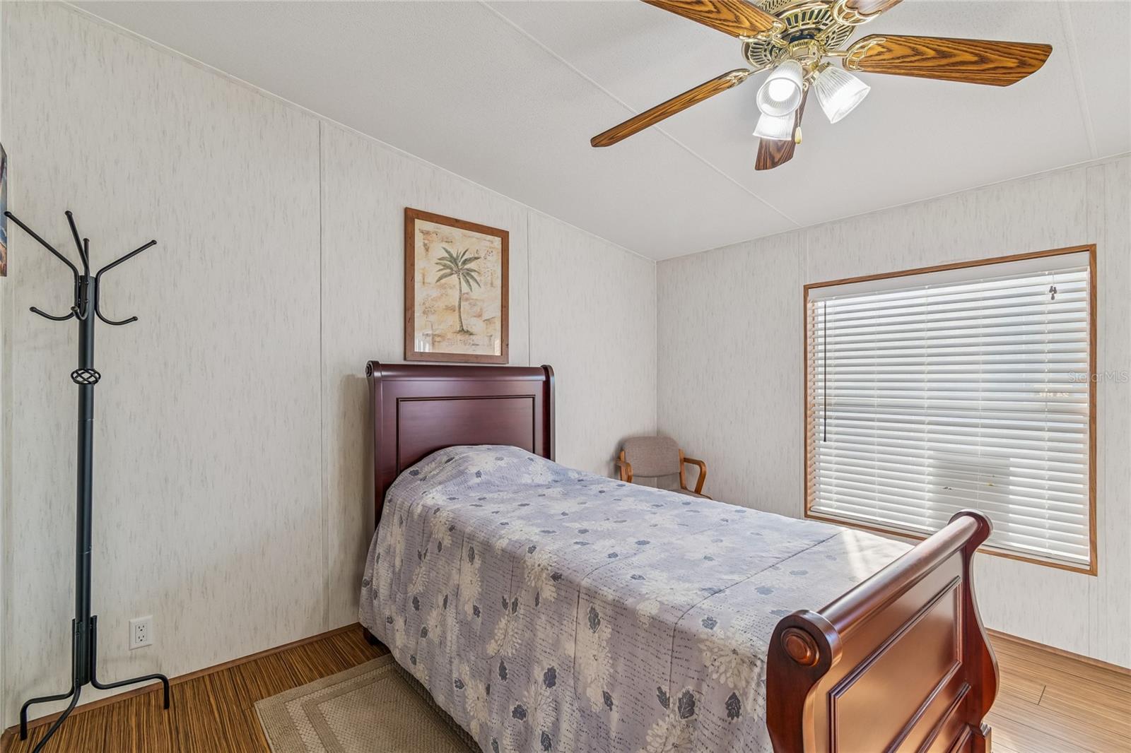 Image 14 of 27 For 10654 Holgate Street