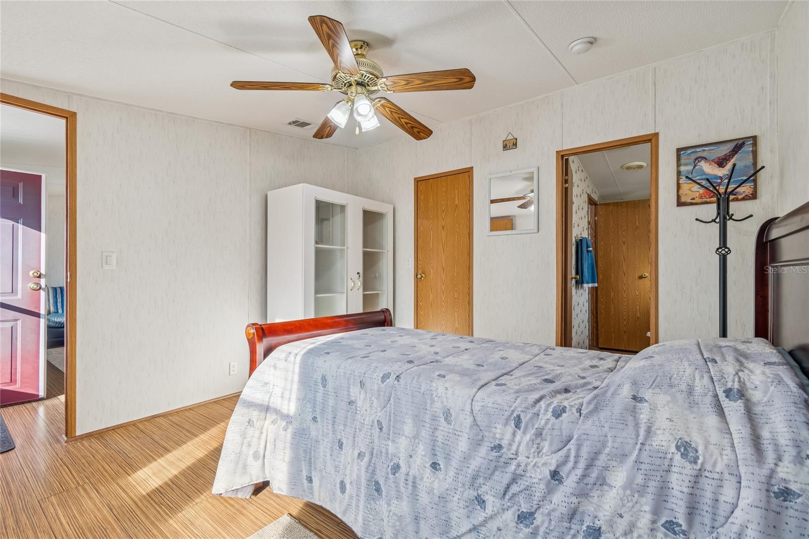 Image 15 of 27 For 10654 Holgate Street