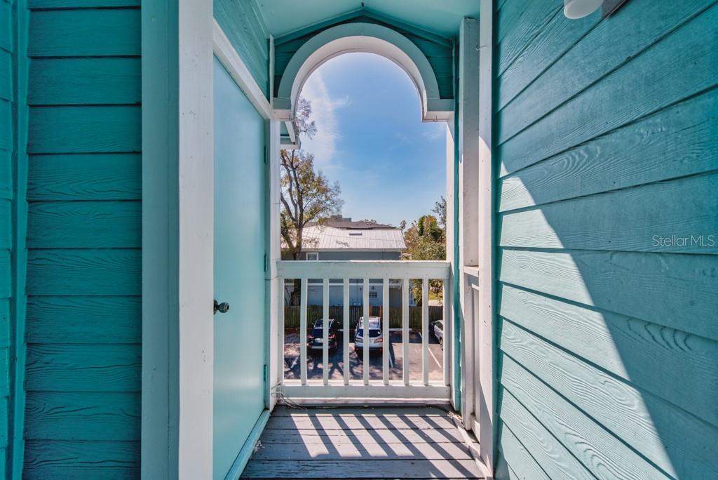 Image 19 of 33 For 3002 Cleveland Street D11