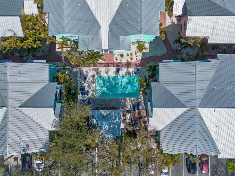 Image 32 of 33 For 3002 Cleveland Street D11