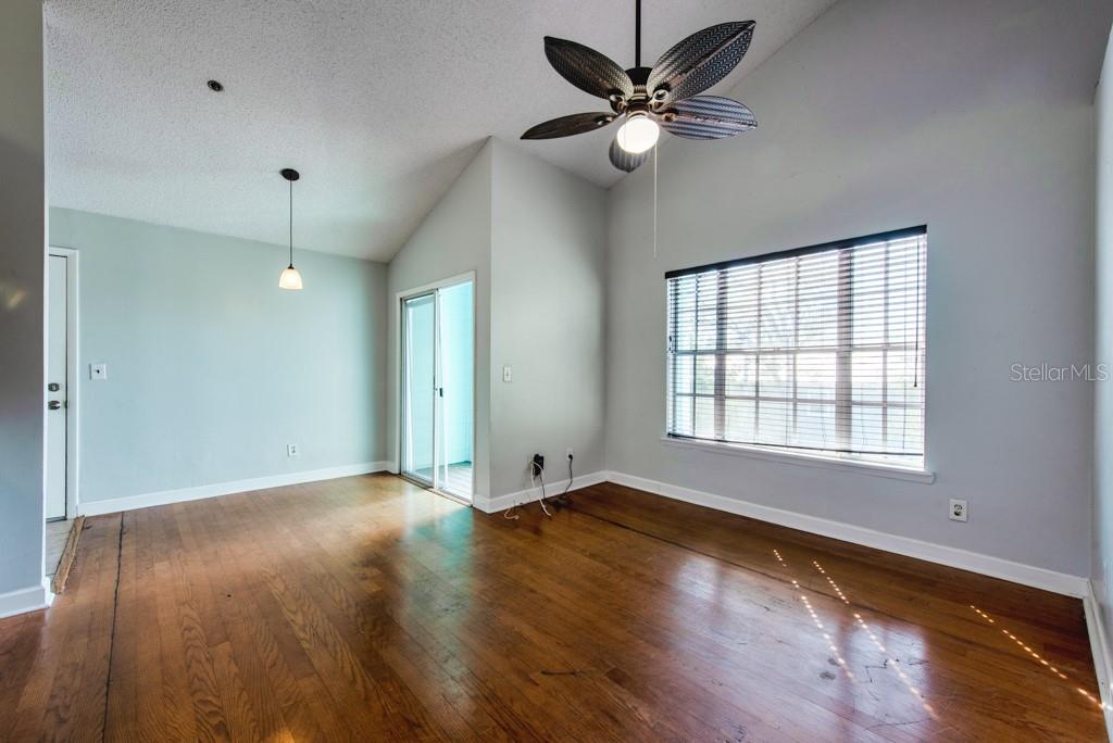 Image 6 of 33 For 3002 Cleveland Street D11