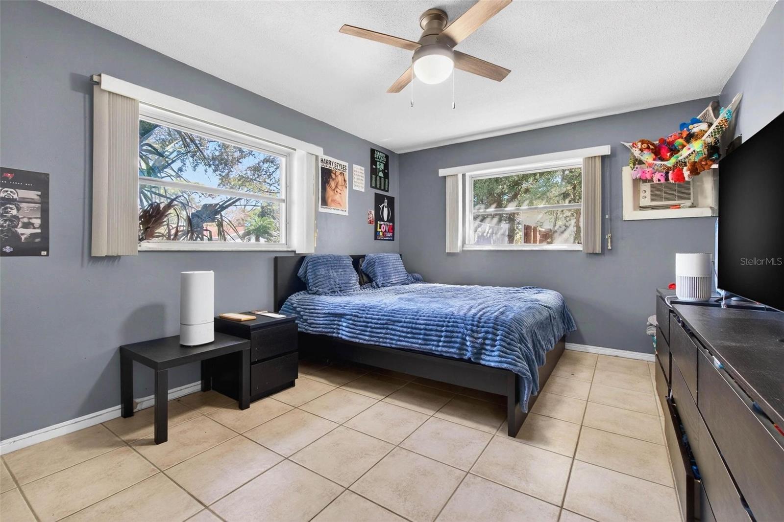 Image 11 of 18 For 11360 87th Avenue