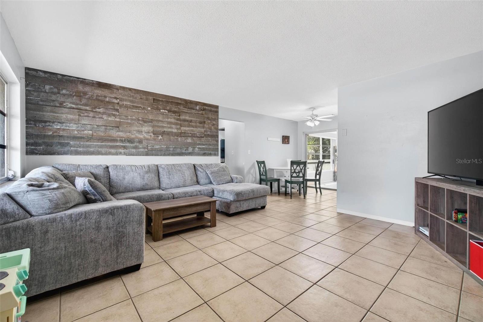 Image 3 of 18 For 11360 87th Avenue