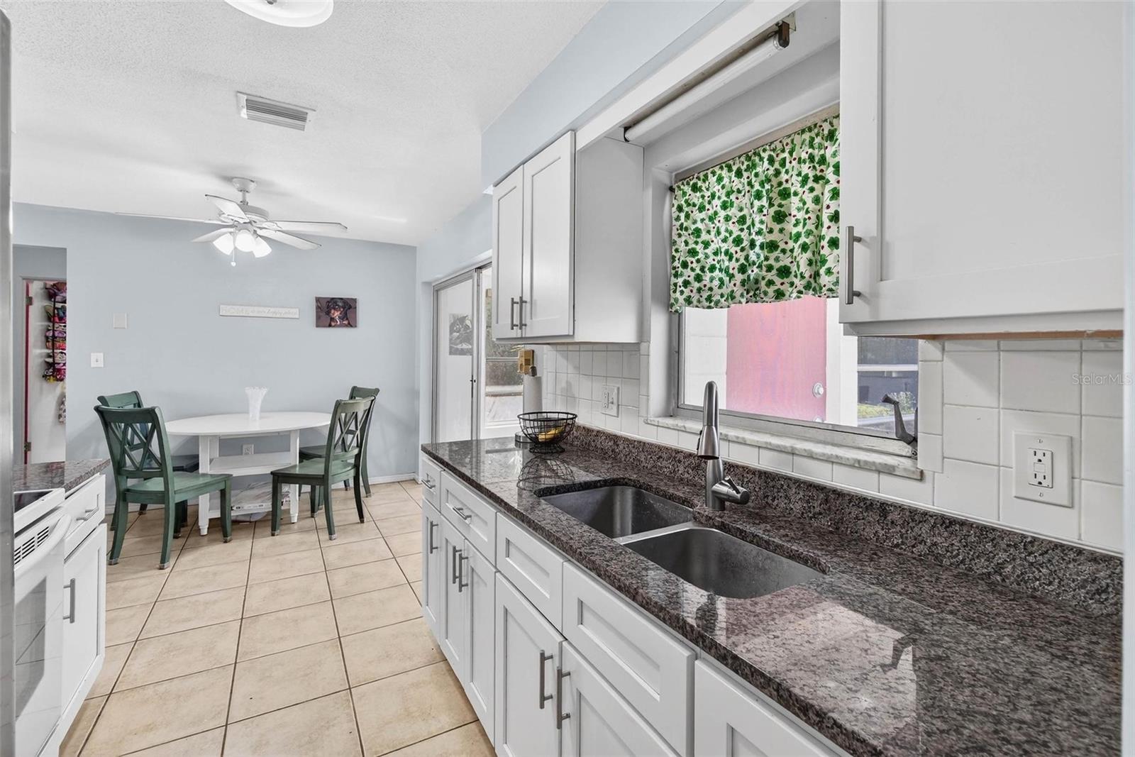 Image 7 of 18 For 11360 87th Avenue