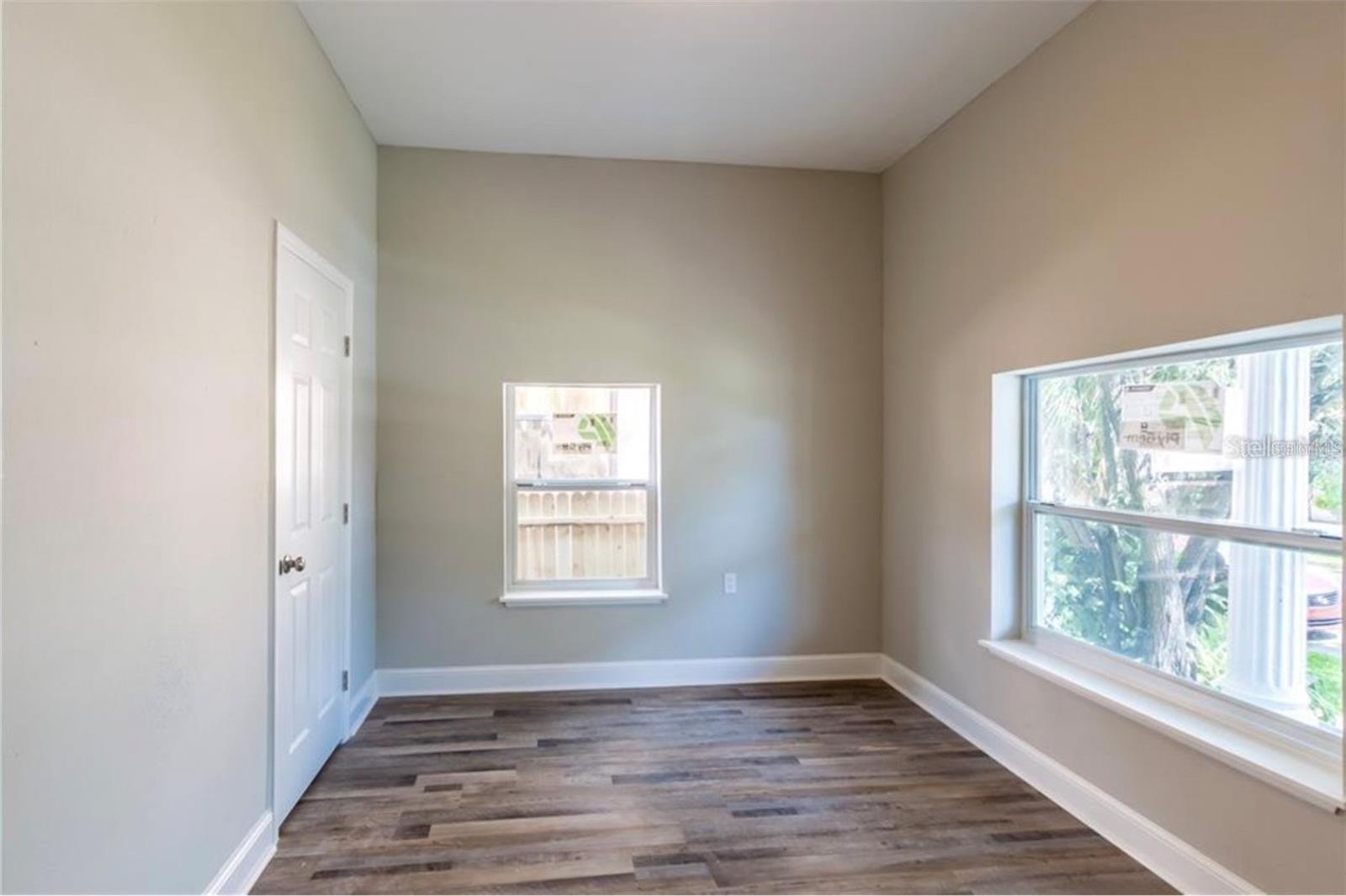 Image 6 of 12 For 2341 Walnut Street