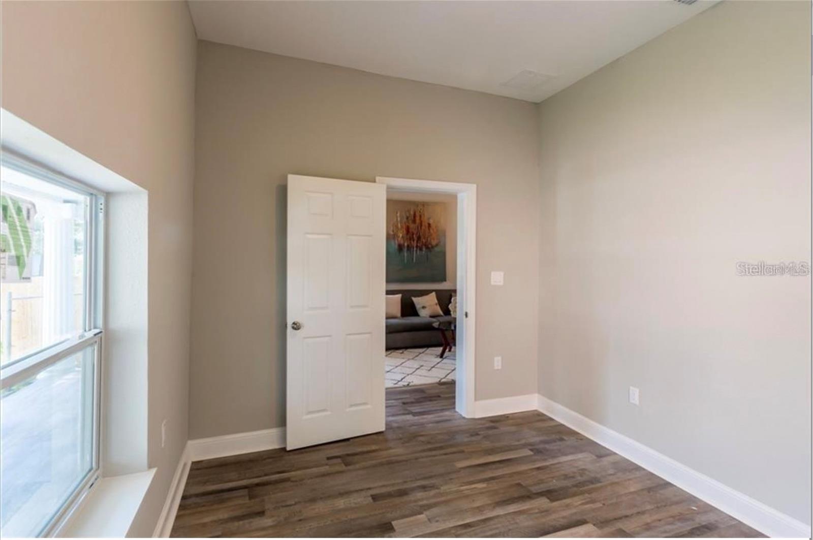 Image 7 of 12 For 2341 Walnut Street