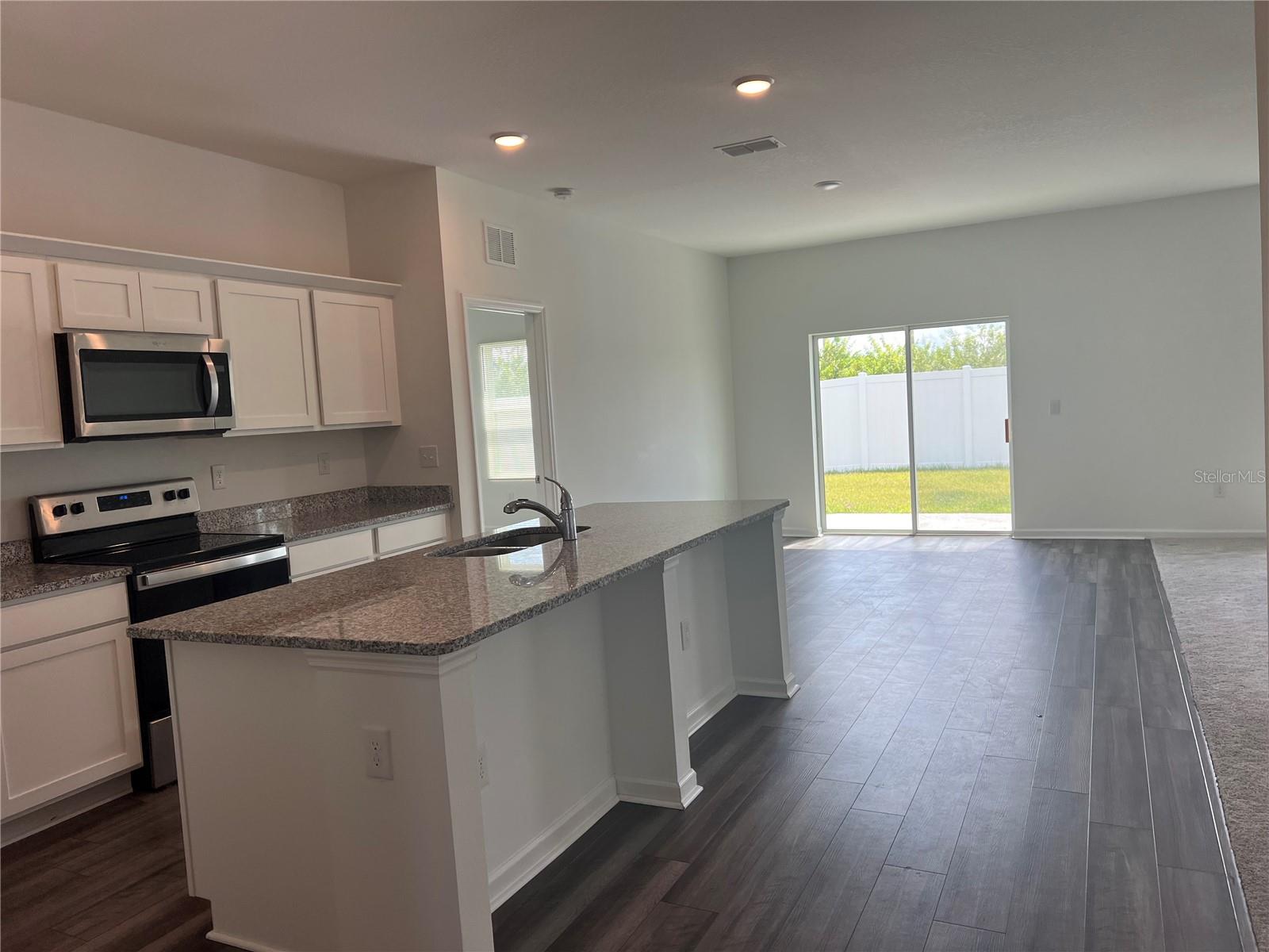 Image 4 of 19 For 2307 Harris Hawk Avenue