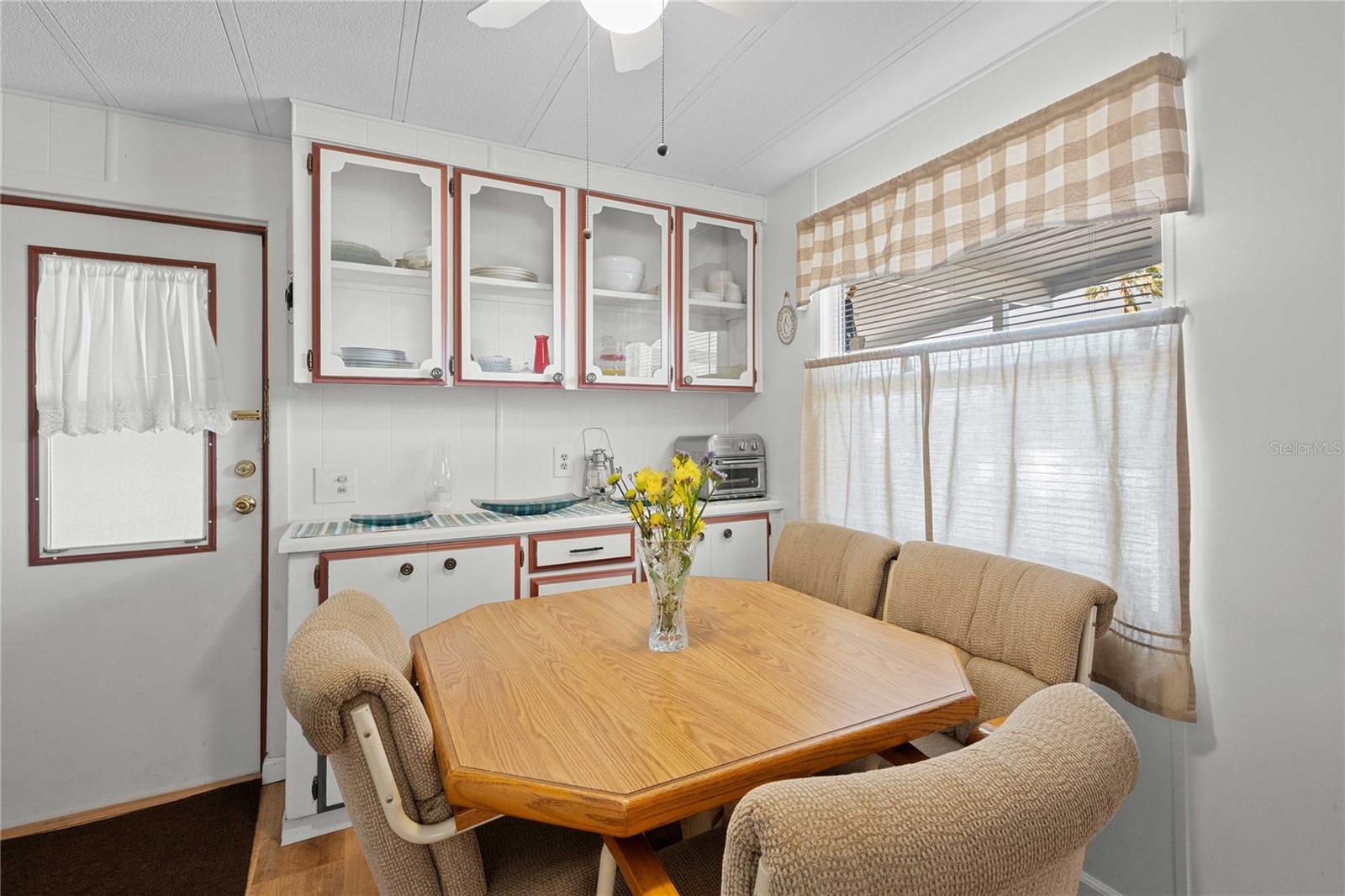 Image 10 of 56 For 37100 8th Avenue