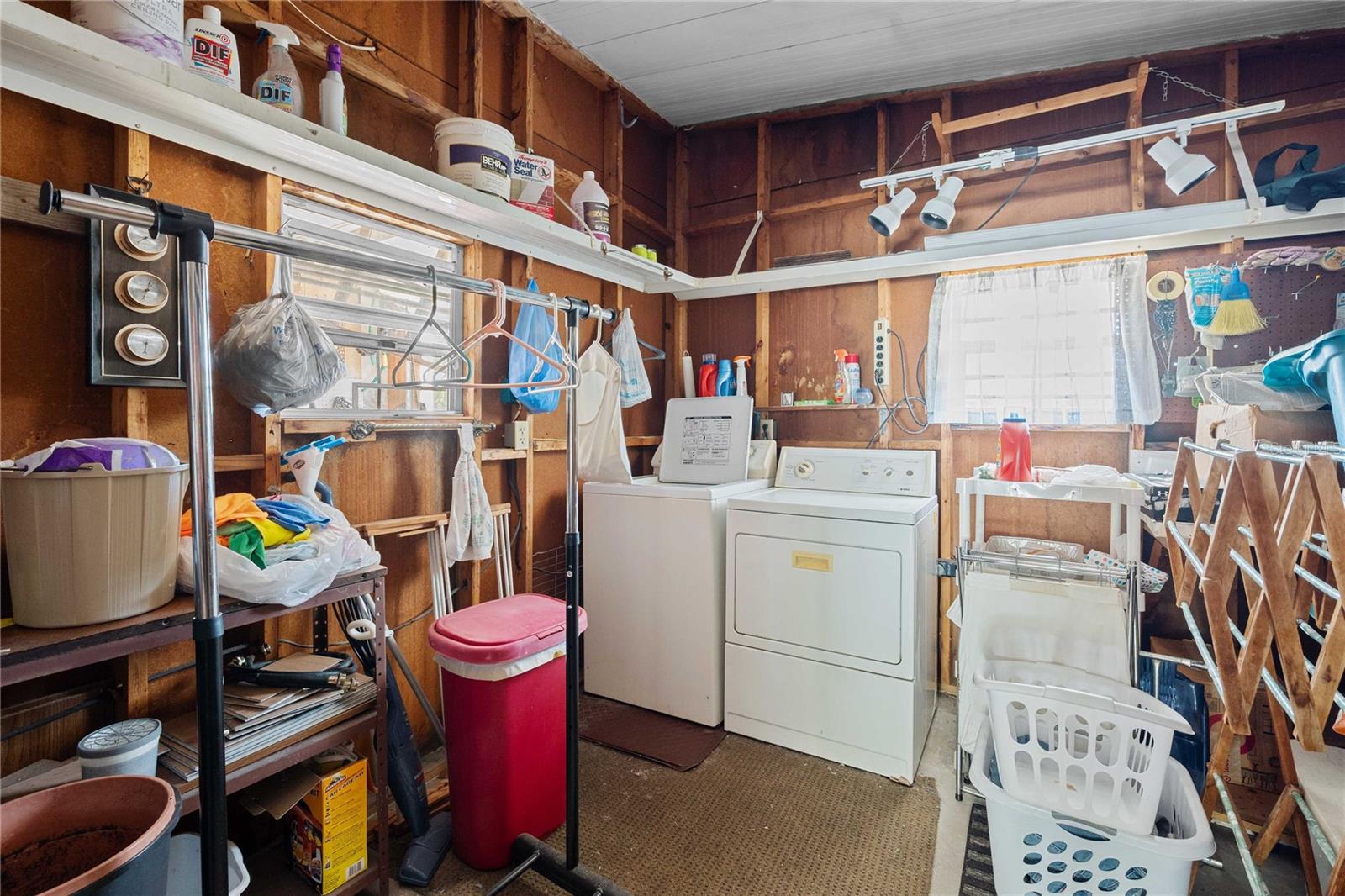 Image 22 of 56 For 37100 8th Avenue