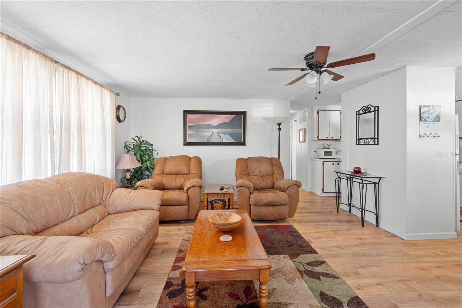 Image 4 of 56 For 37100 8th Avenue