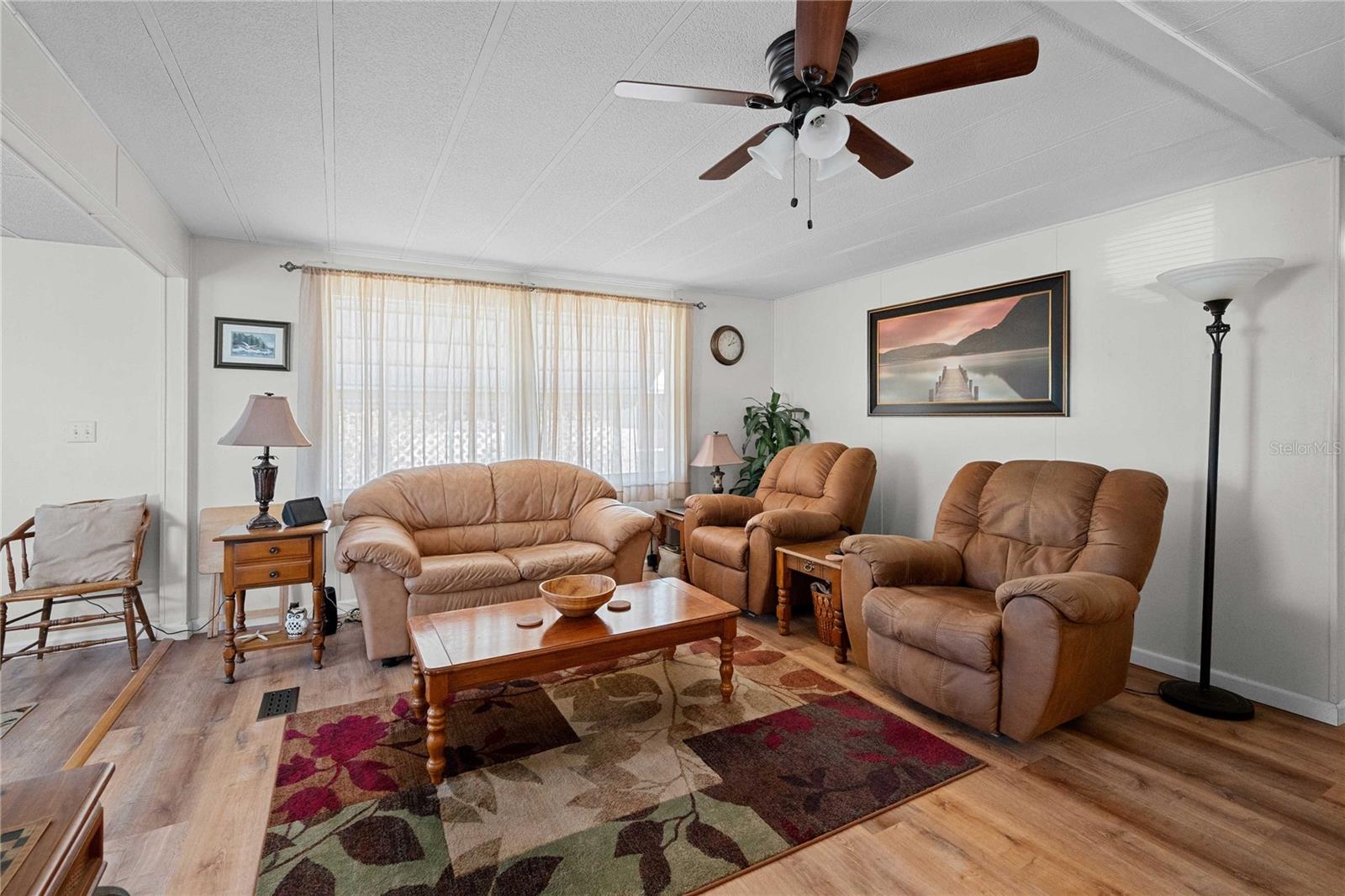 Image 5 of 56 For 37100 8th Avenue