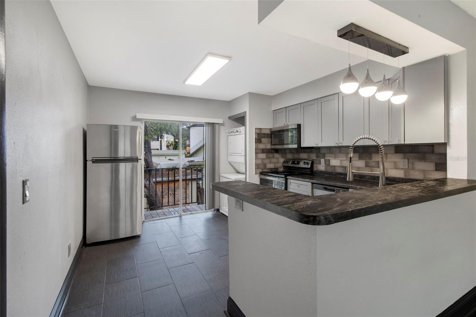 Image 8 of 25 For 7917 Lakeshore Drive