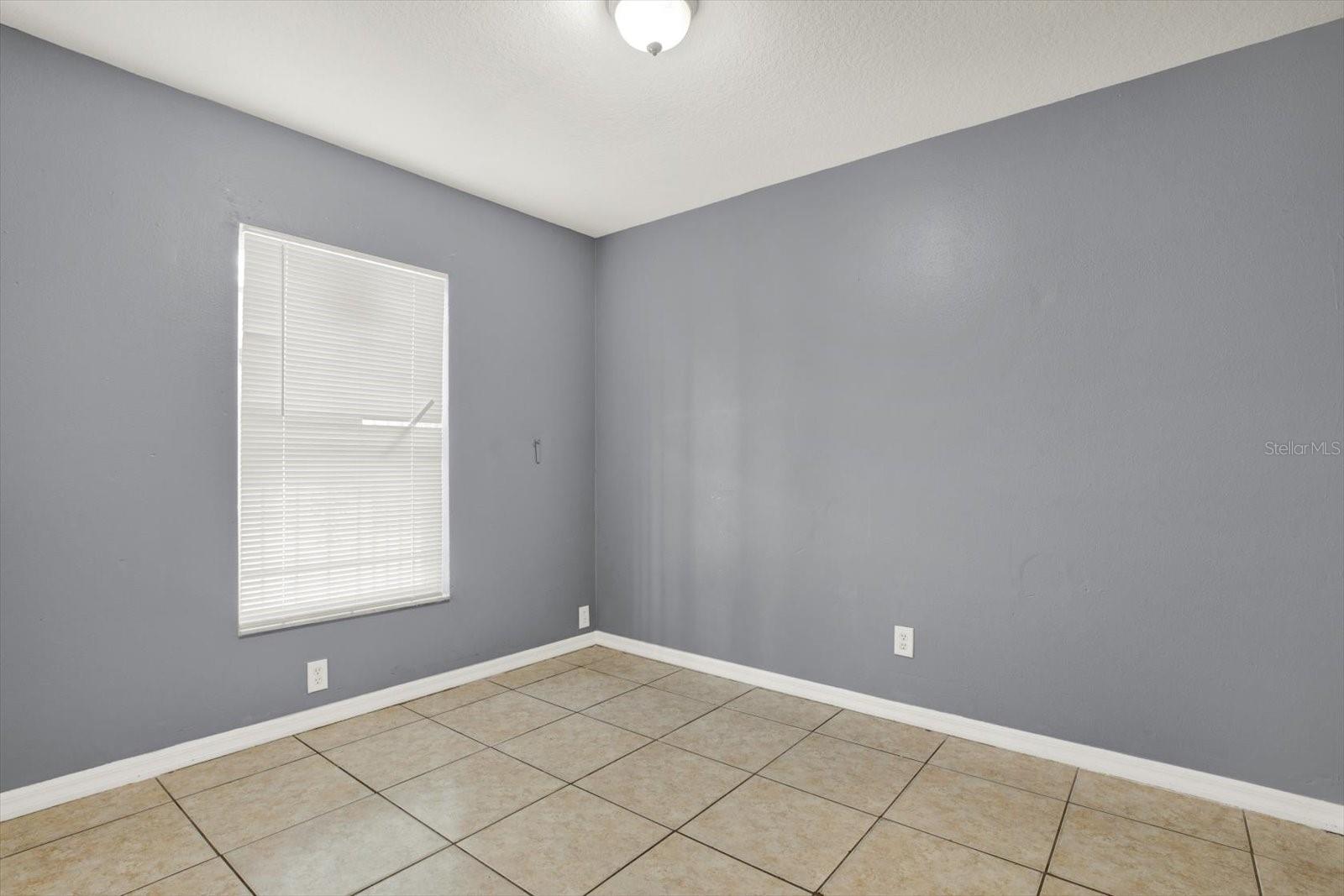 Listing photo id 6 for 3607 54th Street