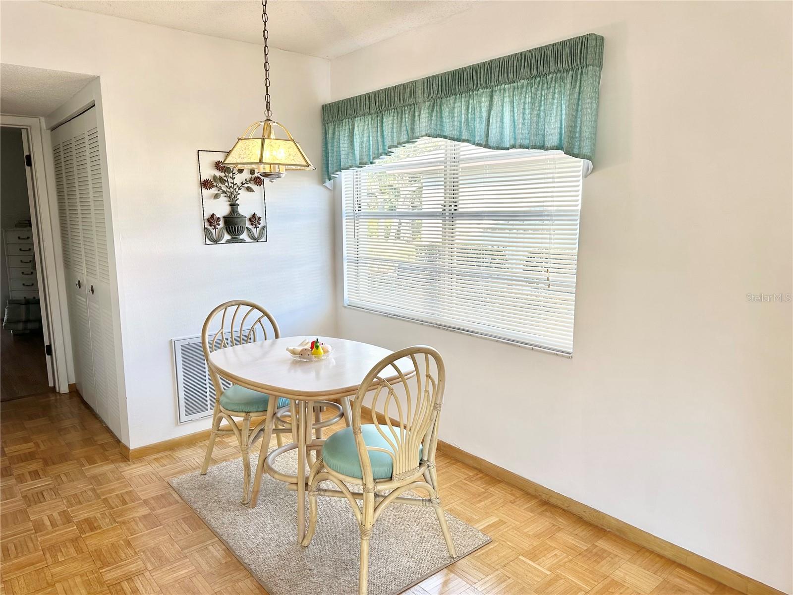 Image 8 of 20 For 2476 Enterprise Road 6