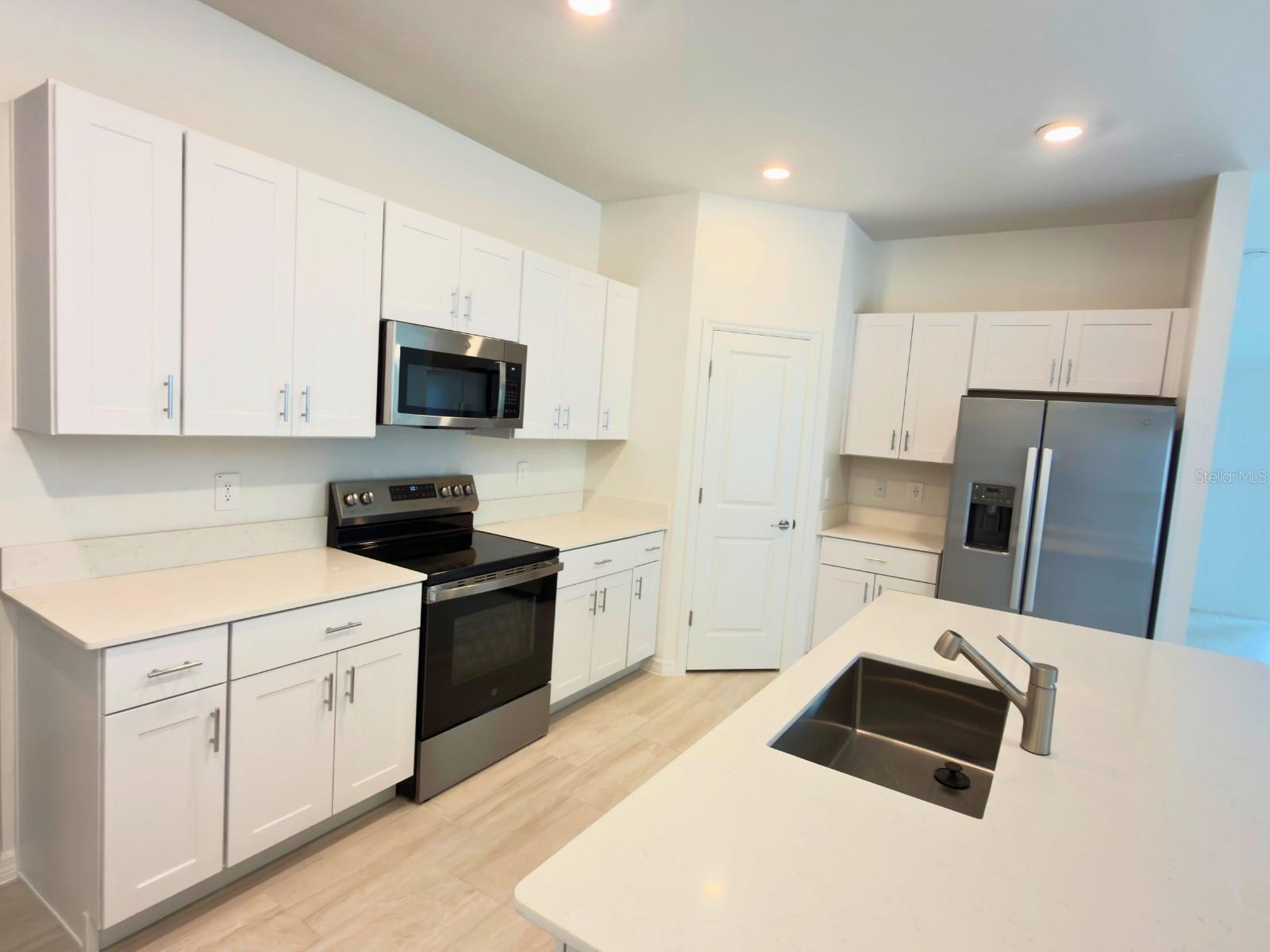 Image 13 of 36 For 2318 Allium Roseum Lane