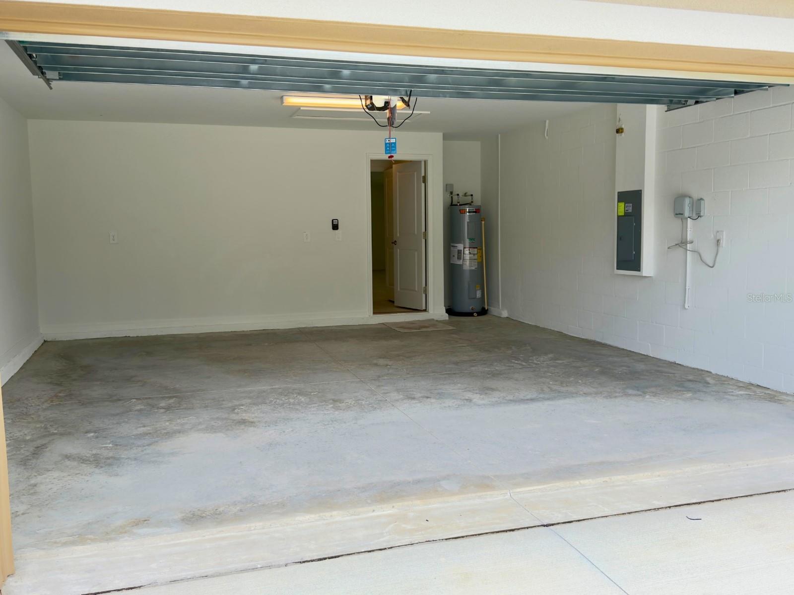 Image 35 of 36 For 2318 Allium Roseum Lane