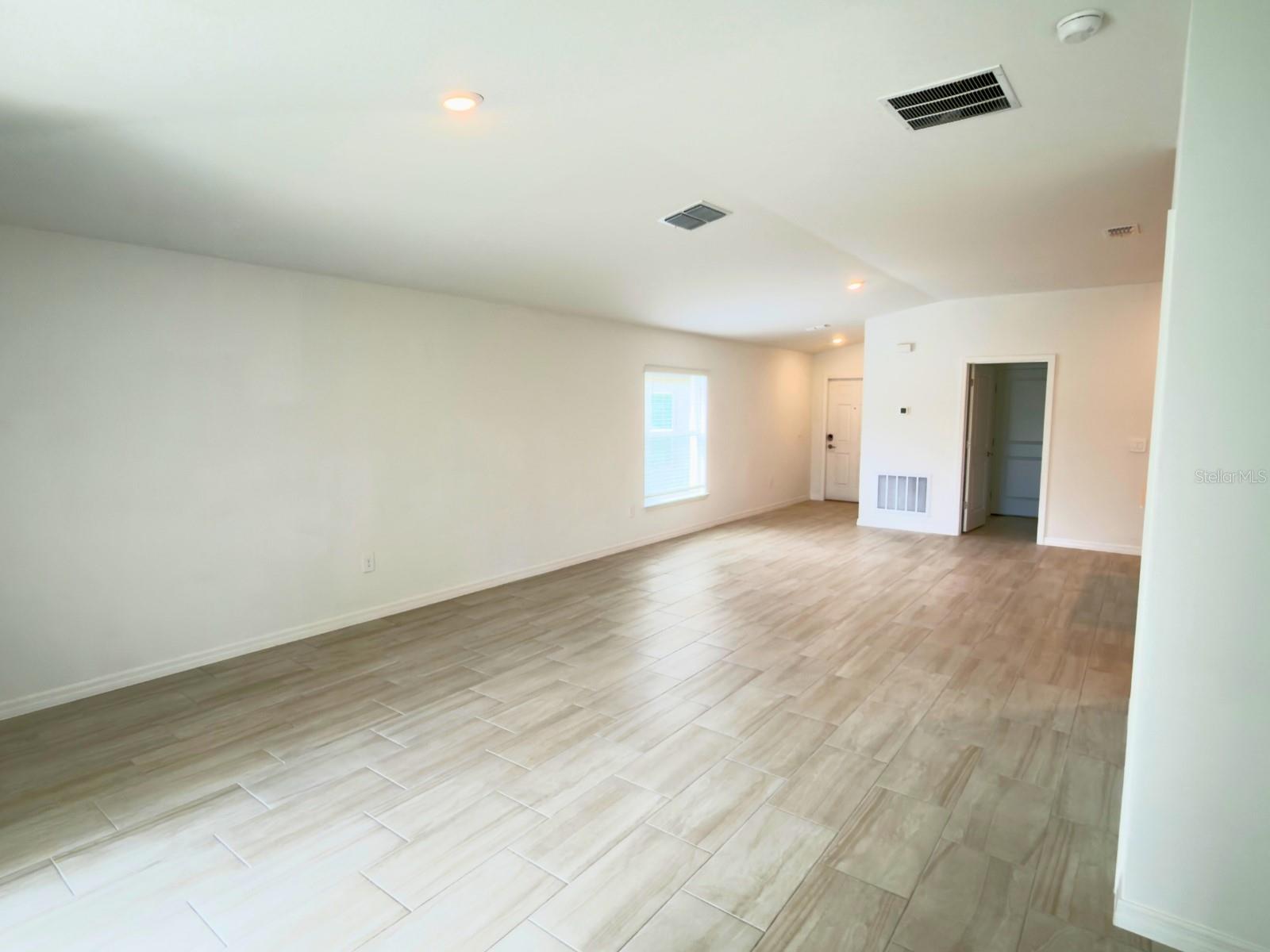 Image 7 of 36 For 2318 Allium Roseum Lane