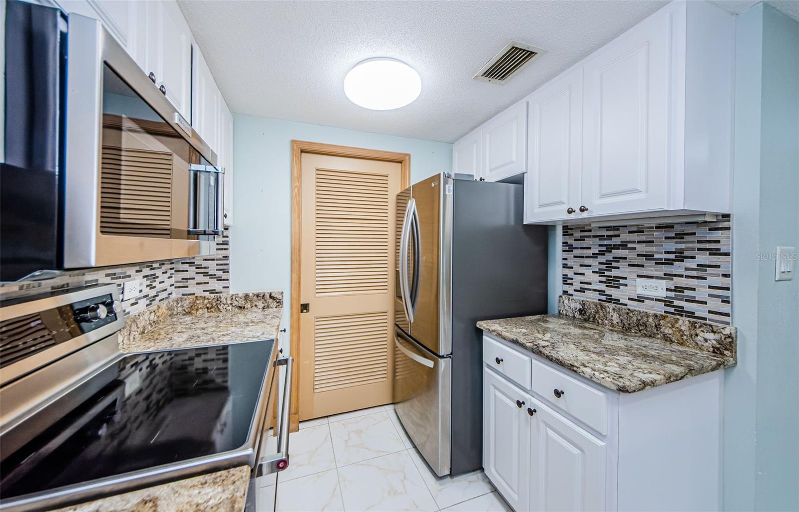 Image 17 of 99 For 36750 Us Highway 19 N 2177