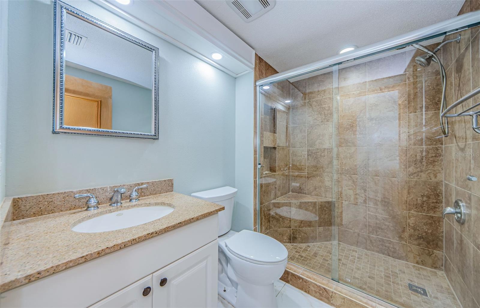 Image 32 of 99 For 36750 Us Highway 19 N 2177