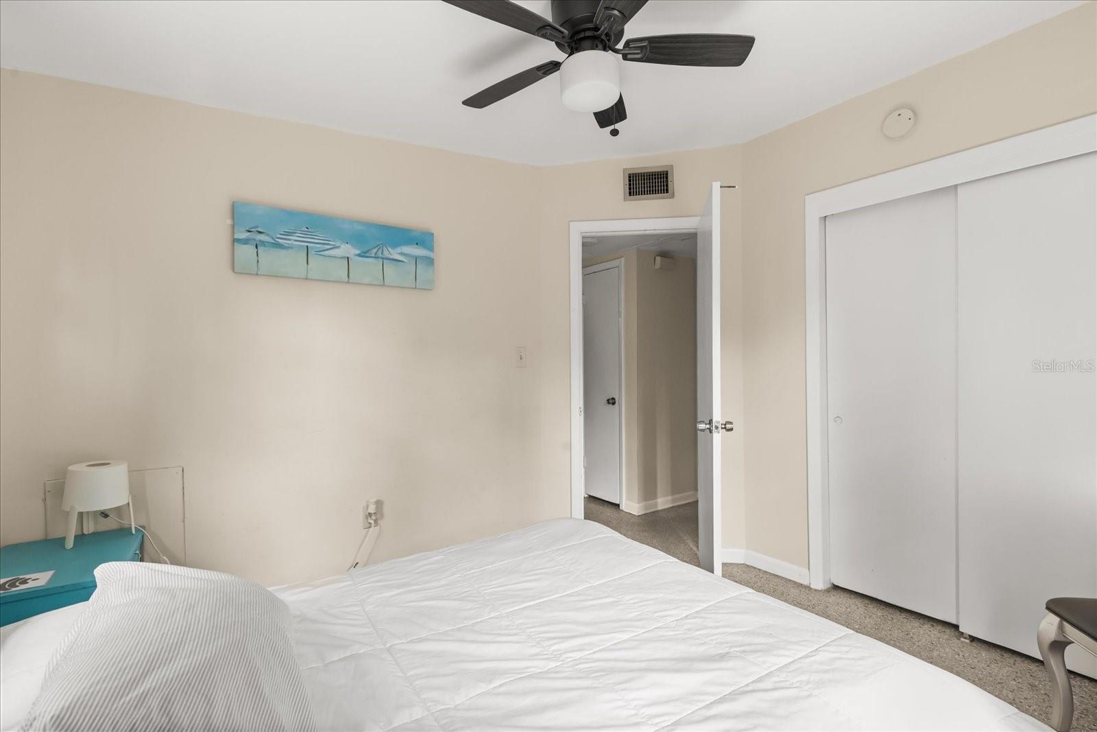 Image 15 of 40 For 1595 Howard Place A & B