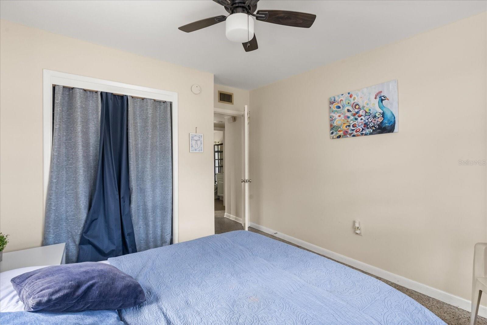 Image 17 of 40 For 1595 Howard Place A & B