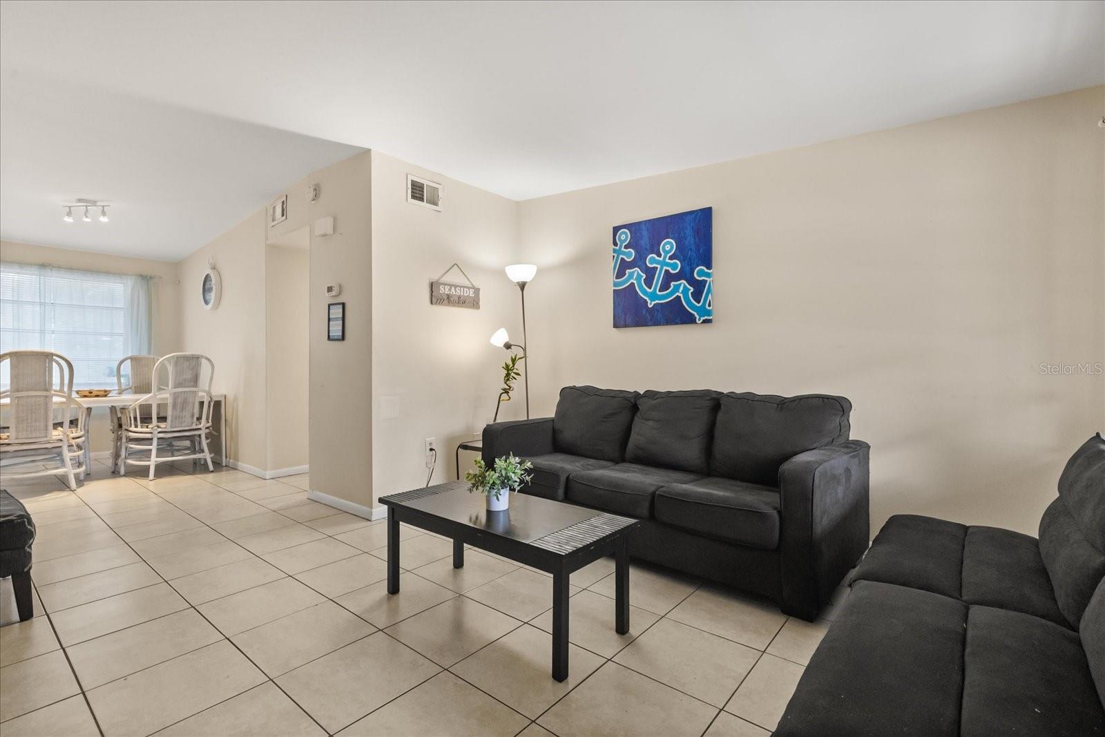 Image 21 of 40 For 1595 Howard Place A & B