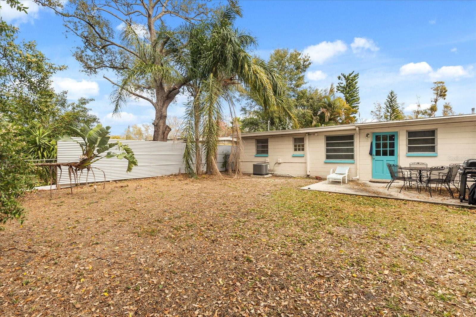 Image 36 of 40 For 1595 Howard Place A & B