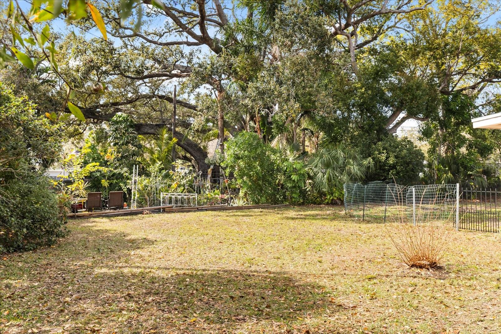 Image 39 of 40 For 1595 Howard Place A & B