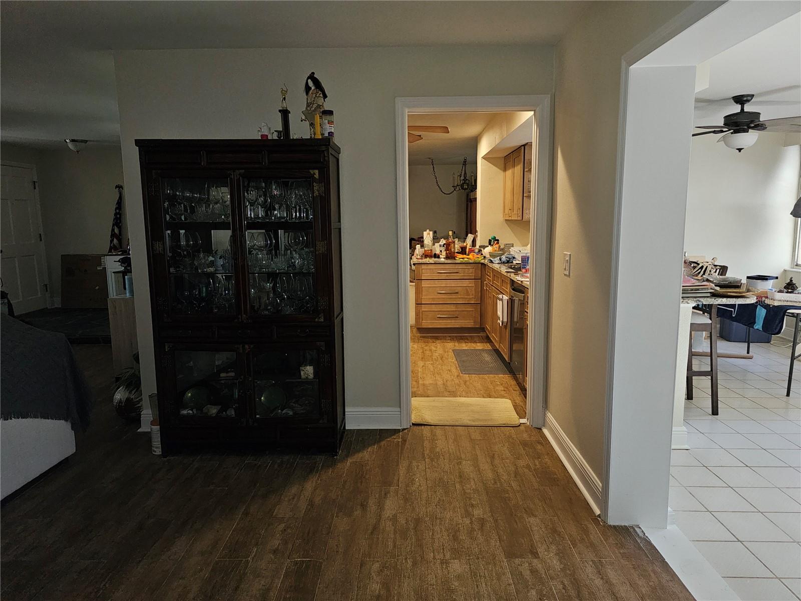 Image 11 of 31 For 5230 Venetian Boulevard Ne