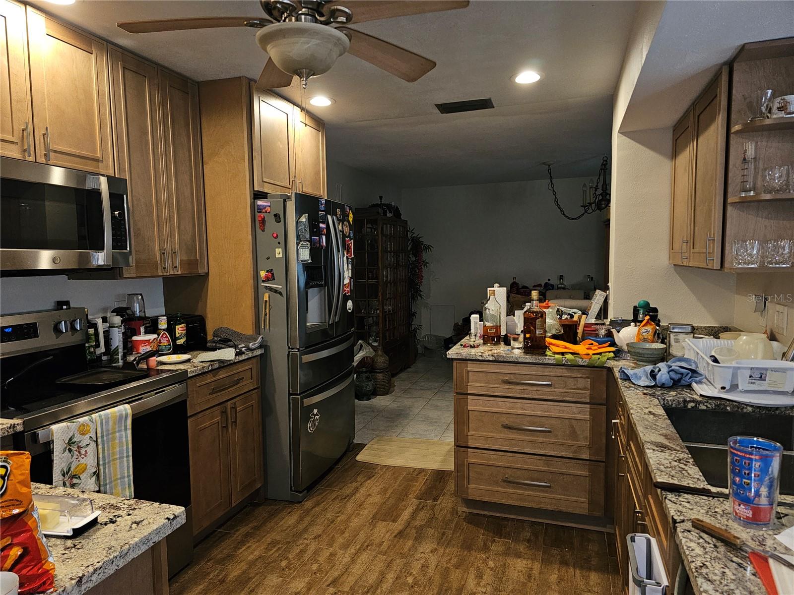 Image 4 of 31 For 5230 Venetian Boulevard Ne